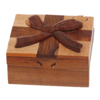 square-wooden-gift-box